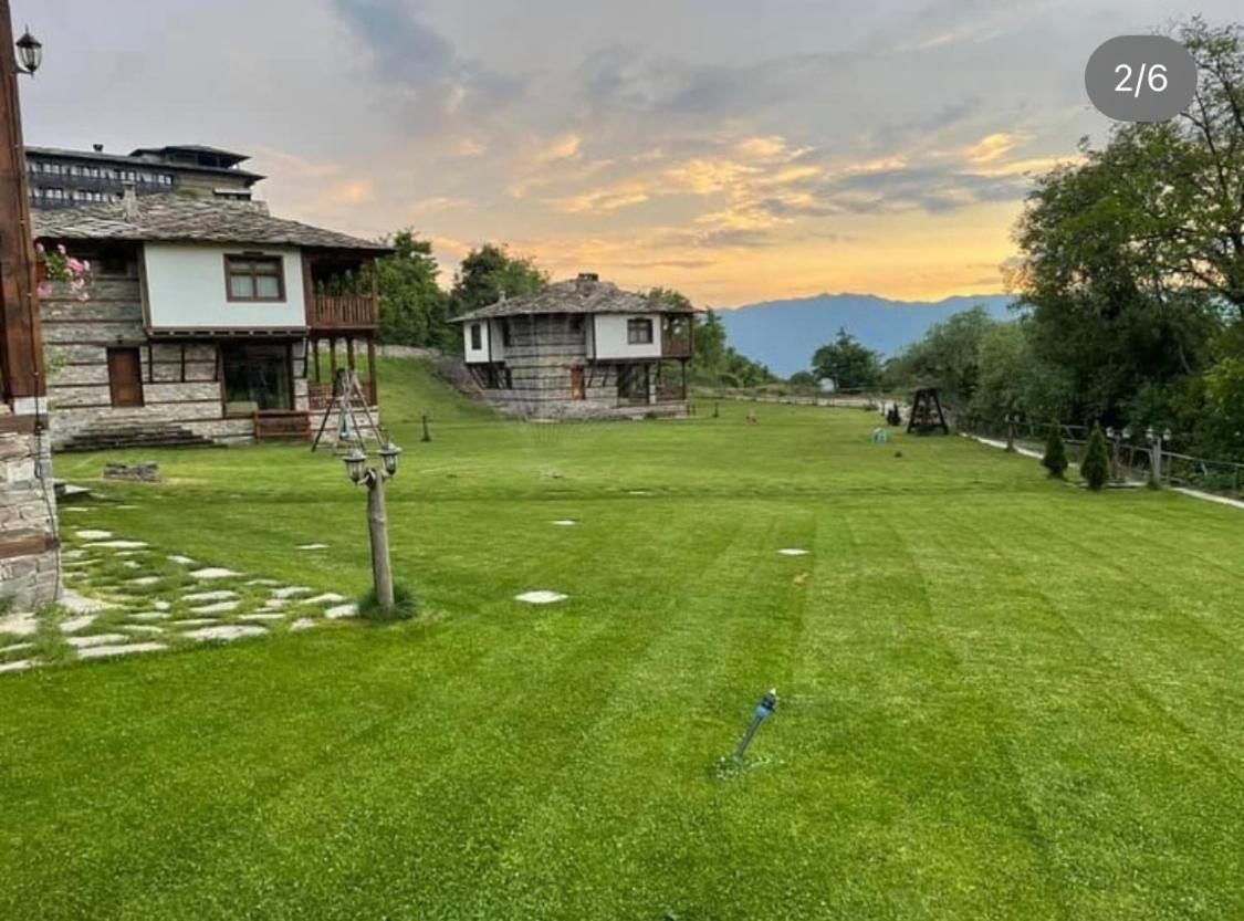 Leshten Guest Homes Экстерьер фото