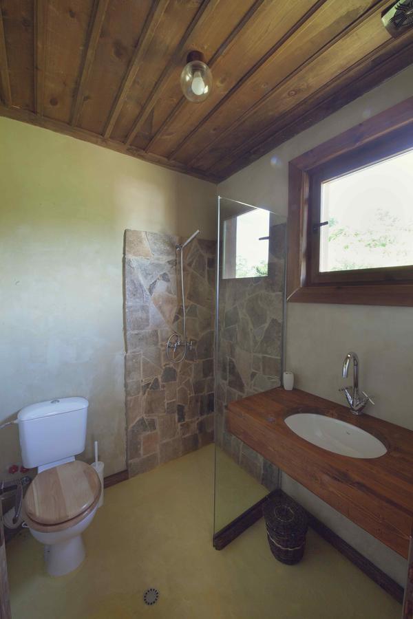 Leshten Guest Homes Экстерьер фото